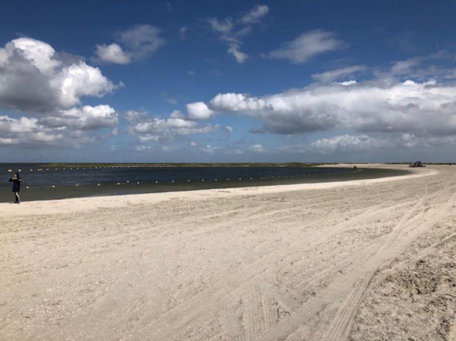 Gezellige Pipo Met Grote Schommel Aan Het Water Villa Medemblik Buitenkant foto