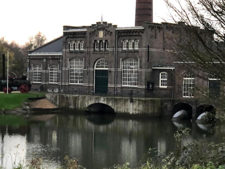 Gezellige Pipo Met Grote Schommel Aan Het Water Villa Medemblik Buitenkant foto